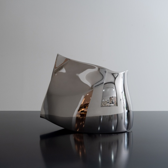 tango S by Aya Sasakura